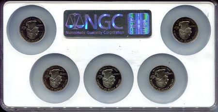 USA - Current Issues 1 Dollar Gem (case has a little dirt) Coin Set